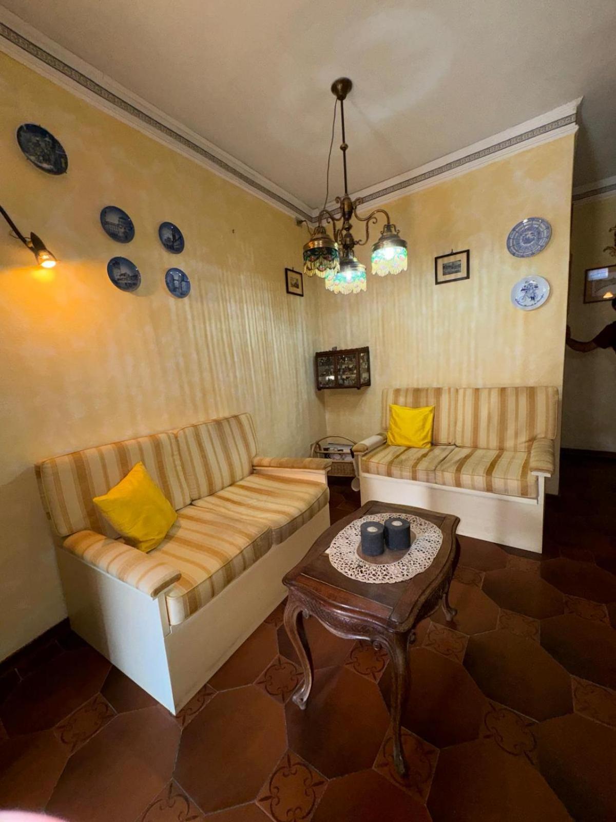 Micheli Suite Anfiteatro Square Lucca Exteriör bild