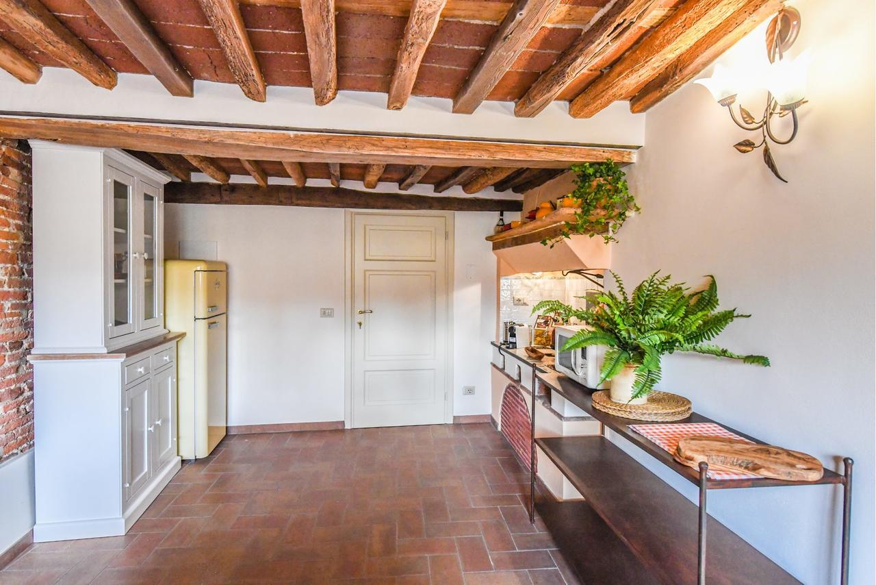 Micheli Suite Anfiteatro Square Lucca Exteriör bild